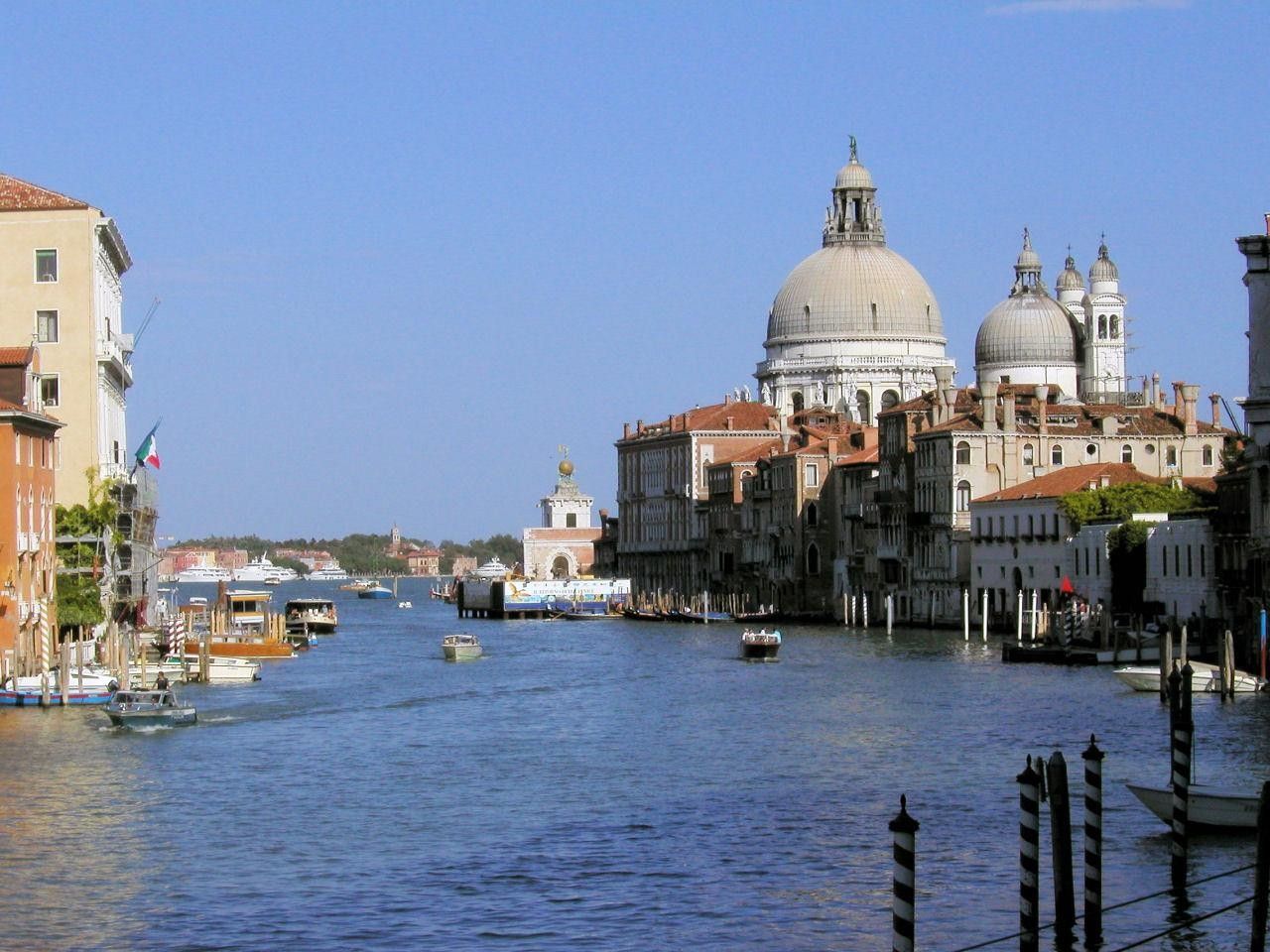 Unknown Venice's Grand Canal